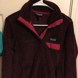 burgundy patagonia pullover
